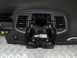 панель передняя салона (торпедо), ориг. номер 681008162R, Renault Scenic 4 поколение 2016-2022