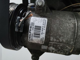 компрессор кондиционера, ориг. номер 8200940837, Renault Clio 3 поколение 2005-2009