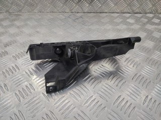 крепление фары (кронштейн фары) правой, ориг. номер 4G0805608, Audi A6 C7 2011-2014