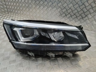 фара правая, ориг. номер 56D941032, Volkswagen Passat B8 2014-2021