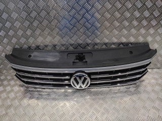 решетка радиатора, ориг. номер 56D853653C, Volkswagen Passat B8 2014-2021