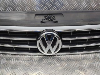 решетка радиатора, ориг. номер 56D853653C, Volkswagen Passat B8 2014-2021