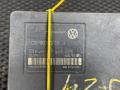 1C0907379J, 1J0614117F Блок ABS Volkswagen Golf 4 2005г. - фото №7