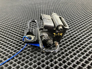 петля двери задней левой, ориг. номер 3C8833411A, Volkswagen Passat CC 2008-2012