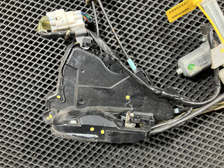 замок двери передней правой, ориг. номер 412403-10030, Lexus LS 4 2006-2009