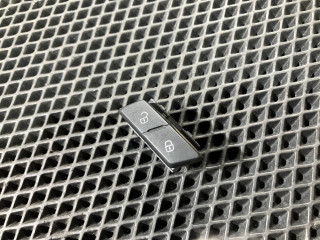 кнопка центрального замка, ориг. номер 561962136A, Volkswagen Passat USA 2011-2015
