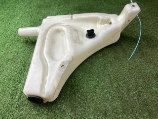 бачок омывателя, ориг. номер 4L0955453, 4L0955463, Volkswagen Golf 5 2003-2009