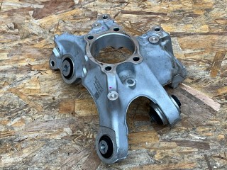кулак задний левый, ориг. номер LK9C5A971EA, LK9C5B759ENA, Ford Mustang Mach-E 2020-2026
