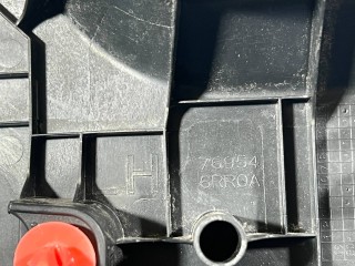 Накладка на порог внутренняя задняя левая, ориг. номер 769546RR0A, Nissan Rogue T33 2020-2024
