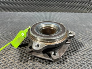 ступица передняя, ориг. номер 8W0407679, Audi A4 B9 2015-2020