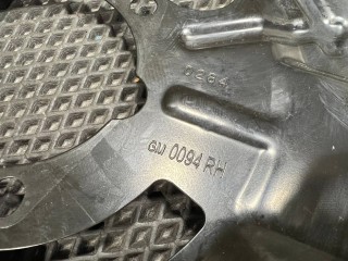 тормозной щиток левый, ориг. номер 42640093, 78437729, Buick Encore GX  [рестайлинг] 2023-2026