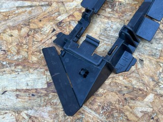крепление заднего бампера левое, ориг. номер 284536RR0F, Nissan Rogue T33 2020-2024