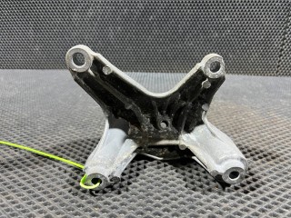 кронштейн двигателя левый, ориг. номер 8W0199307Q, Audi S4 B9 2016-2019