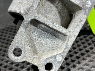 Подушка крепления КПП, ориг. номер LR091364, 3318153211, 4618099231, Land Rover Range Rover Sport 2009-2013