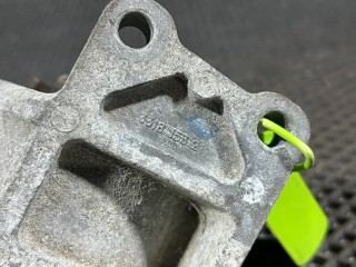 Подушка крепления КПП, ориг. номер LR091364, 3318153211, 4618099231, Land Rover Range Rover Sport 2009-2013