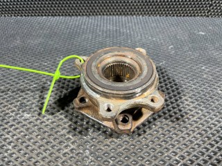 ступица передняя, ориг. номер 8W0407679, Audi A4 B9 2015-2020