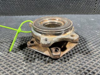 ступица передняя, ориг. номер 8W0407679, Audi A4 B9 2015-2020