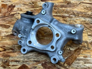 кулак задний правый, ориг. номер 8W0505436AA, 8W0505432Q, 8W0505460D, Audi S4 B9 рест 2019-2026
