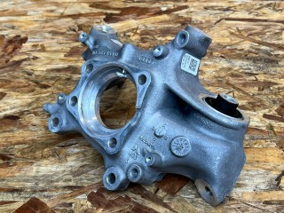 кулак задний левый, ориг. номер 8W0505435AA, 8W0505431Q, 8W0505459D, Audi S4 B9 рест 2019-2026