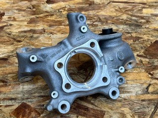 кулак задний левый, ориг. номер 8W0505435AA, 8W0505431Q, 8W0505459D, Audi S4 B9 рест 2019-2026
