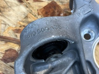 кулак задний левый, ориг. номер 8W0505435AA, 8W0505431Q, 8W0505459D, Audi S4 B9 рест 2019-2026
