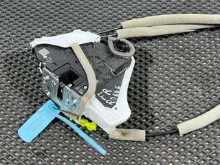 замок двери передней правой, ориг. номер 825006RR0A, 825006RR0B, 805006RR0A, Nissan Rogue T33 2020-2024