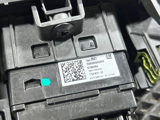 разъем AUX / USB, ориг. номер 13549941, 13561808, GMC Terrain 3 2024-2026
