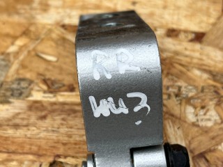 петля двери задней правой, ориг. номер 82420-6RA0A, Nissan Ariya FE0 2020-2026