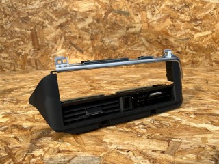 Дефлектор обдува салона, ориг. номер 687516RB1A, Nissan Rogue T33 2020-2024