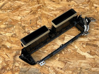 Дефлектор обдува салона, ориг. номер 687516RB1A, Nissan Rogue T33 2020-2024