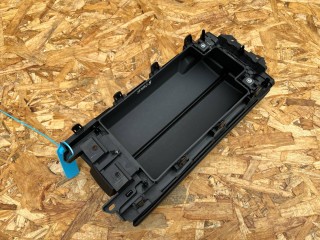 Крышка подлокотника, ориг. номер 969206RB3A, Nissan Rogue T33 2020-2024