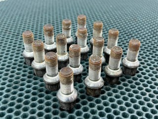 болт колесный, ориг. номер WHT001812, Volkswagen Passat B4 1993-1997