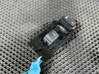 кнопка стеклоподъемника передней правой, ориг. номер 35760-3A0-G91, Honda CR-V 6