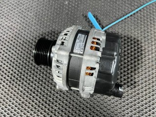 Генератор, ориг. номер 104211-4941, 31100-6NA-A01, Honda Accord 1