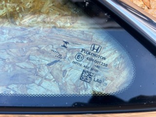 стекло кузовное левое заднее задней левой, ориг. номер 7355030AA01, Honda Accord 1