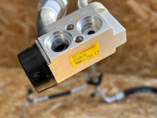 Трубка кондиционера, ориг. номер DX1T1DN8AB03, 97777L2DE0, Kia K5 3 рест