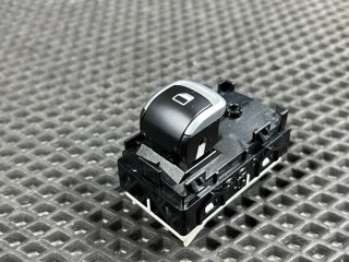 кнопка стеклоподъемника задней, ориг. номер 93581L2100, Kia K5 3 рест