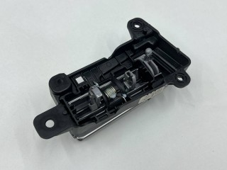 ручка внутренняя двери задней левой, ориг. номер 83610R0000, Kia Carnival 4
