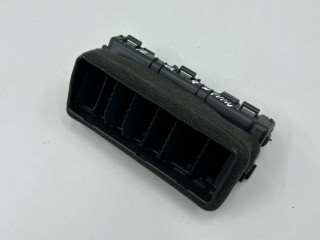 Дефлектор обдува салона левый передний, ориг. номер 97480R0000, 84782R0000QS1, Kia Carnival 4