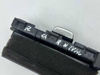 Дефлектор обдува салона левый передний, ориг. номер 97480R0000, 84782R0000QS1, Kia Carnival 4
