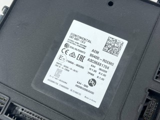 Блок управления BCM (Body Control Module), ориг. номер 95400-R0EM0, Kia Carnival 4