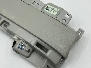 Накладка декоративная на торпедо, ориг. номер 84730-R0010, 84730-R0000, Kia Carnival 4