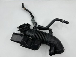 патрубок воздушного фильтра, ориг. номер 28130-R0300, 28192-P2300, Kia Carnival 4