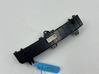блок кнопок, ориг. номер 93320R0AZ0SA1, 93320R0AZ0, Kia Carnival 4