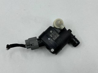 насос (моторчик) омывателя стекла, ориг. номер 98510-2W500, Hyundai Tucson 4 2020-2024
