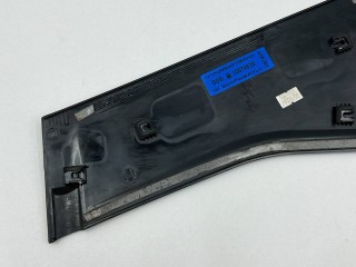 накладка двери задней правой, ориг. номер 83280-R0010, Kia Carnival 4