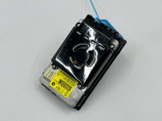 Беспроводное зарядное устройство, ориг. номер 95560-R0100, Kia Carnival 4