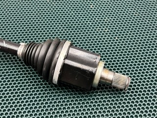 полуось передняя левая, ориг. номер LR061554, LR024759, BJ323B437DB, Land Rover Range Rover Evoque 2011-2015