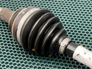 полуось передняя левая, ориг. номер LR061554, LR024759, BJ323B437DB, Land Rover Range Rover Evoque 2011-2015