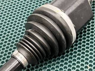 полуось передняя левая, ориг. номер LR061554, LR024759, BJ323B437DB, Land Rover Range Rover Evoque 2011-2015
